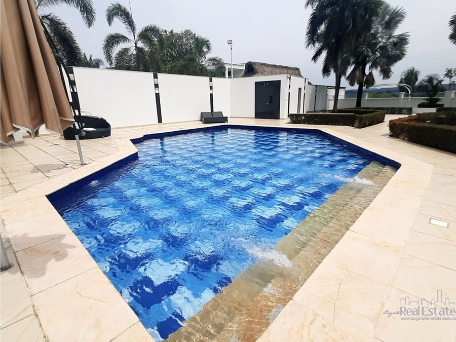 Spectacular Single Family Home